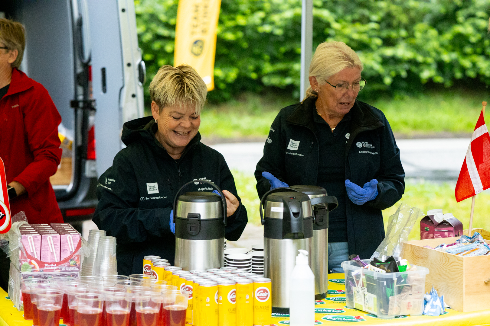 Vil du med på serviceholdet?